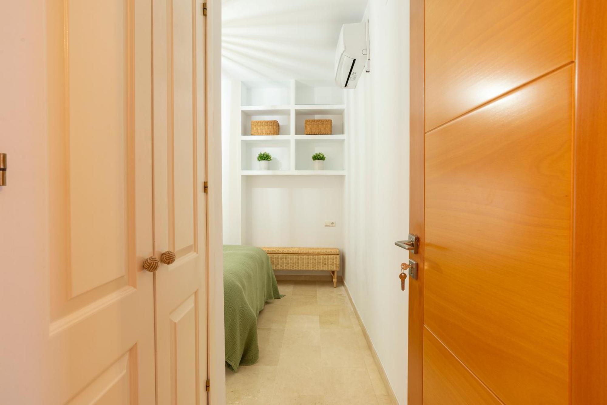 Apartment & Pool In Malaga City Center Eksteriør billede