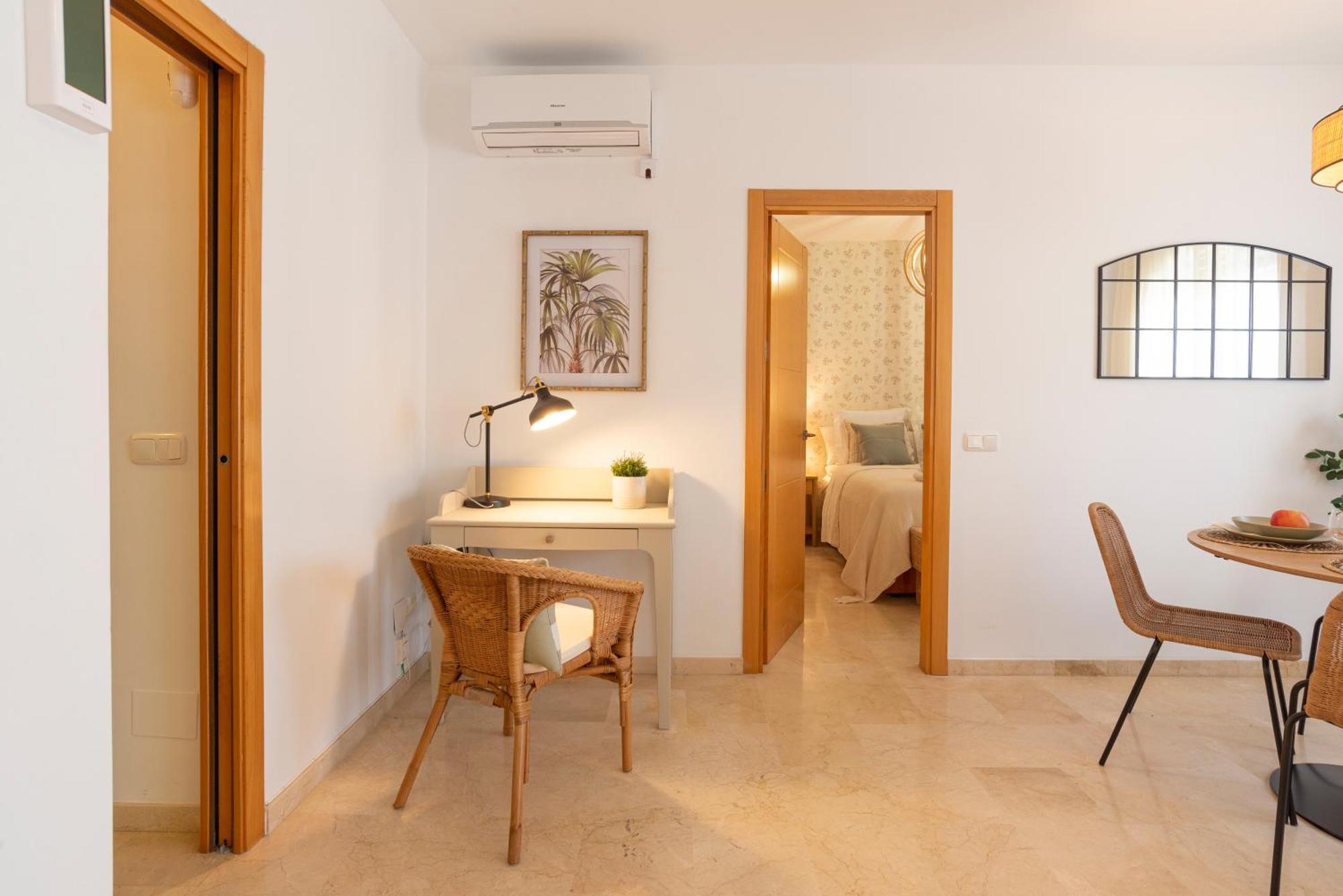 Apartment & Pool In Malaga City Center Eksteriør billede