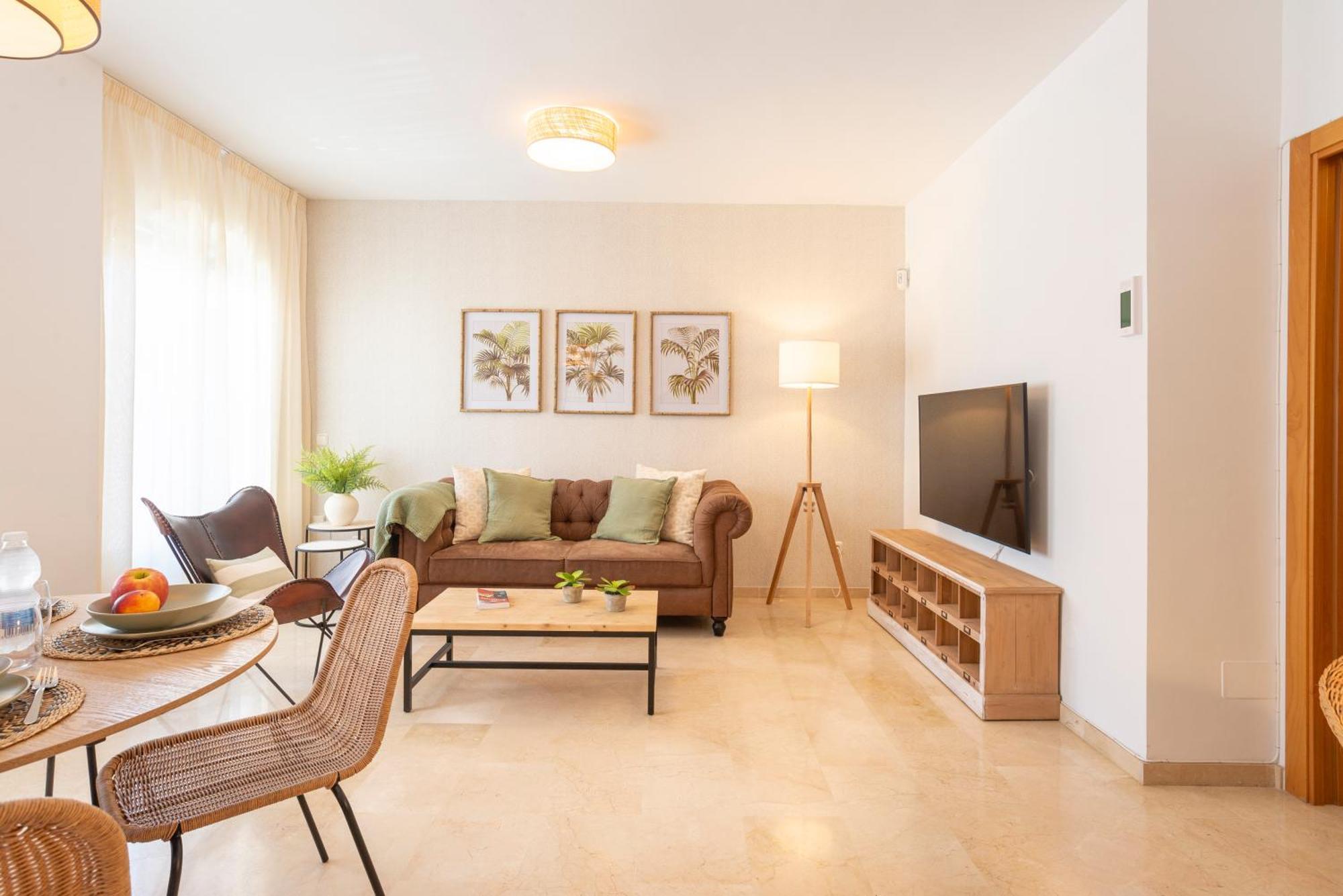 Apartment & Pool In Malaga City Center Eksteriør billede