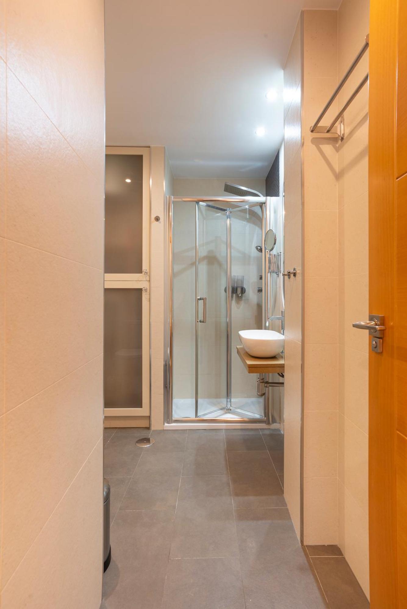 Apartment & Pool In Malaga City Center Eksteriør billede